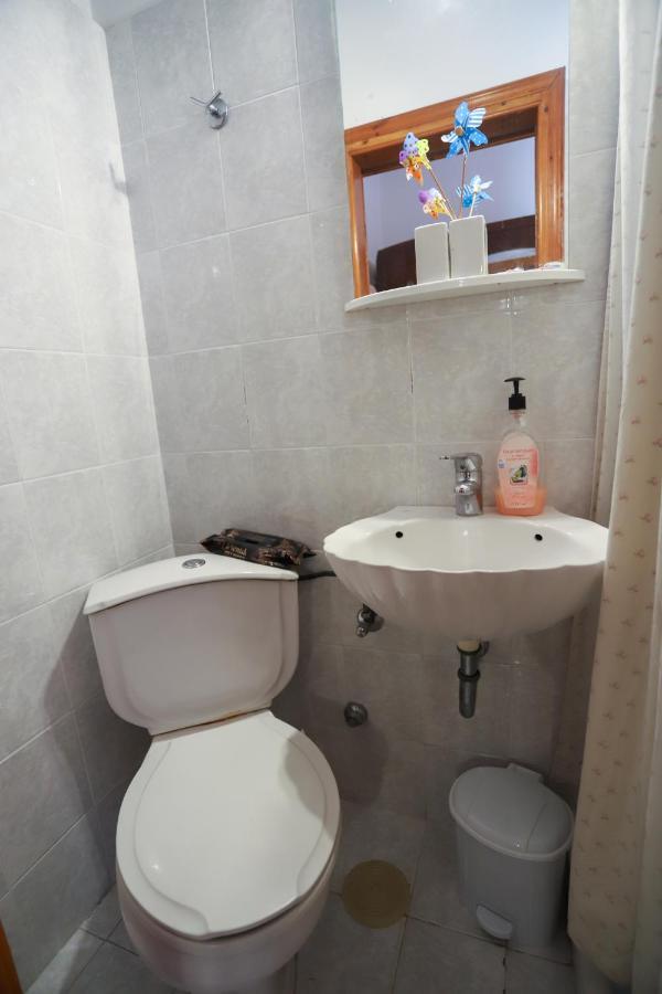 Family House At Corfu Town Appartement Buitenkant foto
