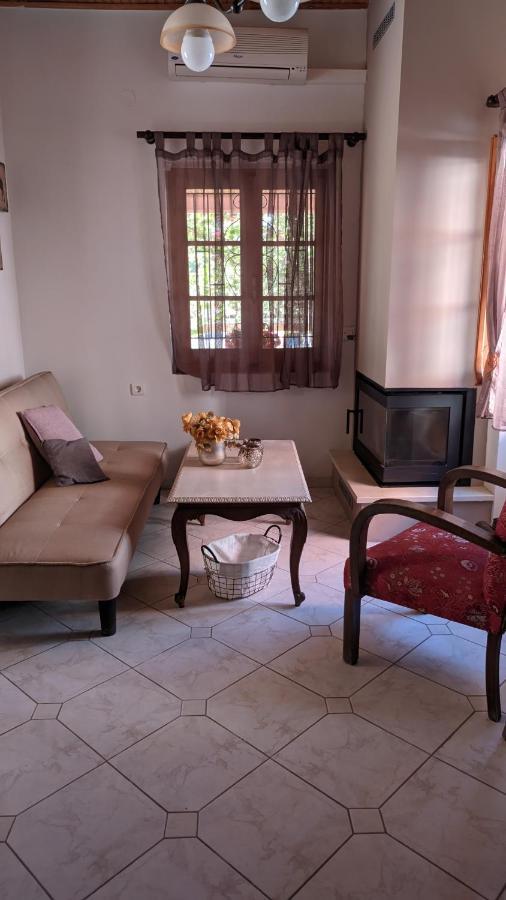 Family House At Corfu Town Appartement Buitenkant foto