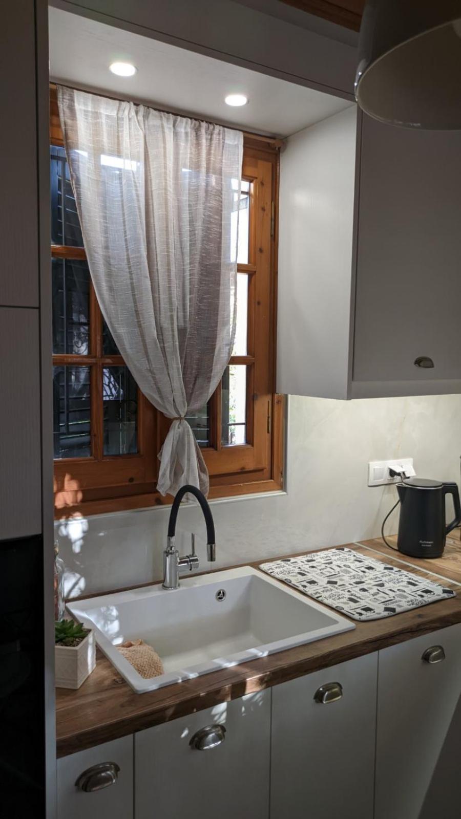 Family House At Corfu Town Appartement Buitenkant foto